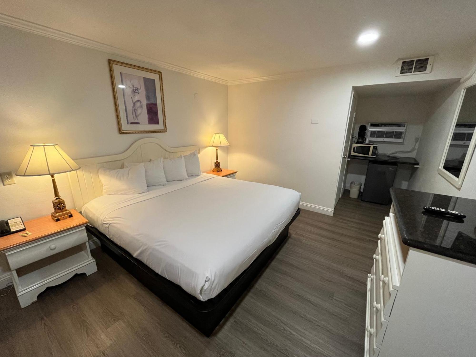 American Inn - Grover Beach - Pismo Beach Motel