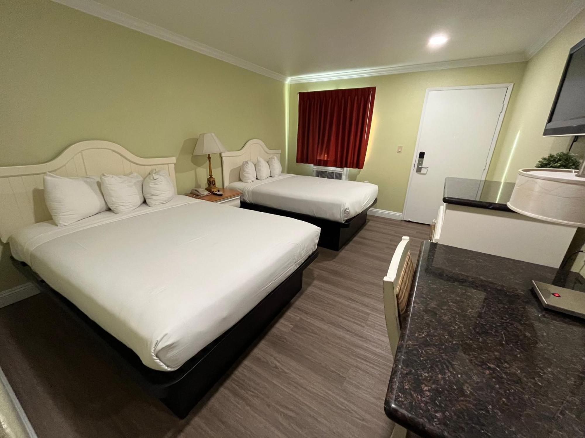 American Inn - Grover Beach - Pismo Beach Motel 2*